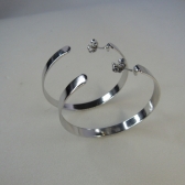 Brinco Argola Grande Grossa Clássica Banhado em Ródio Branco - Branco